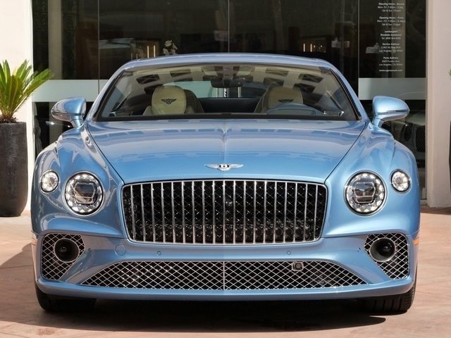 New 2024 Bentley GT Azure For Sale (17)
