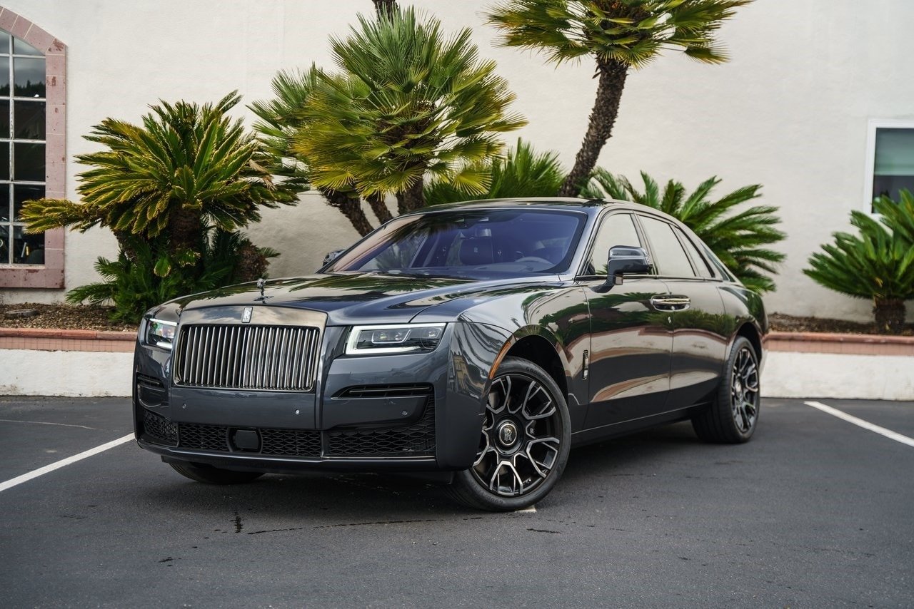 New 2024 Rolls-Royce Black Badge Ghost