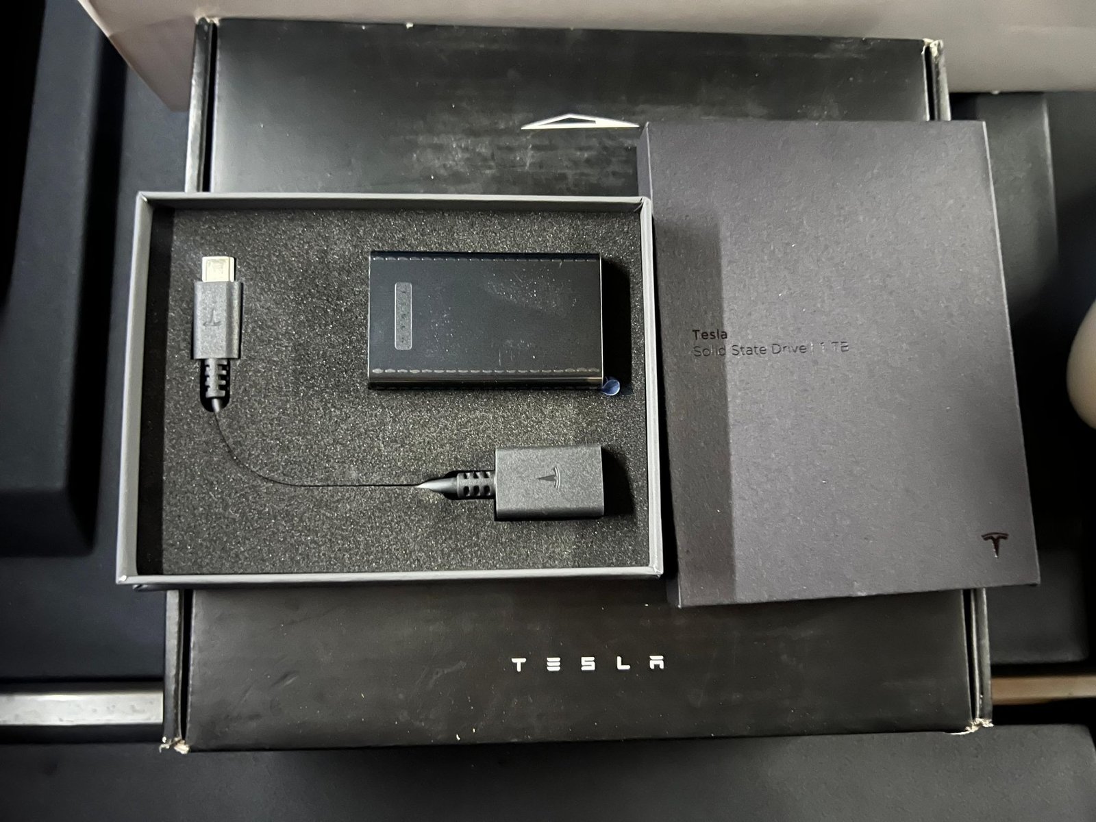 Tesla Cybertruck For Sale (4)