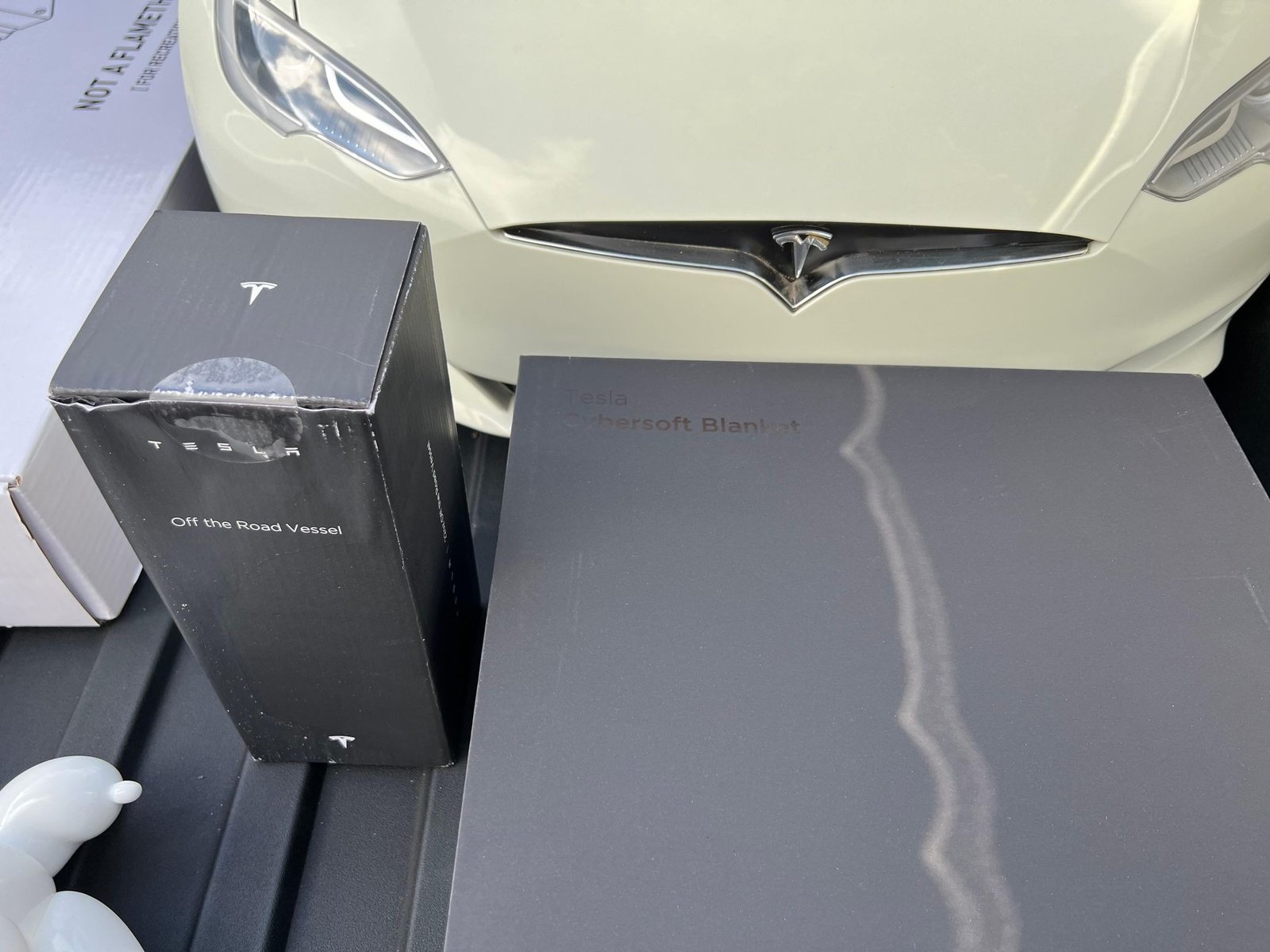 Tesla Cybertruck For Sale (9)