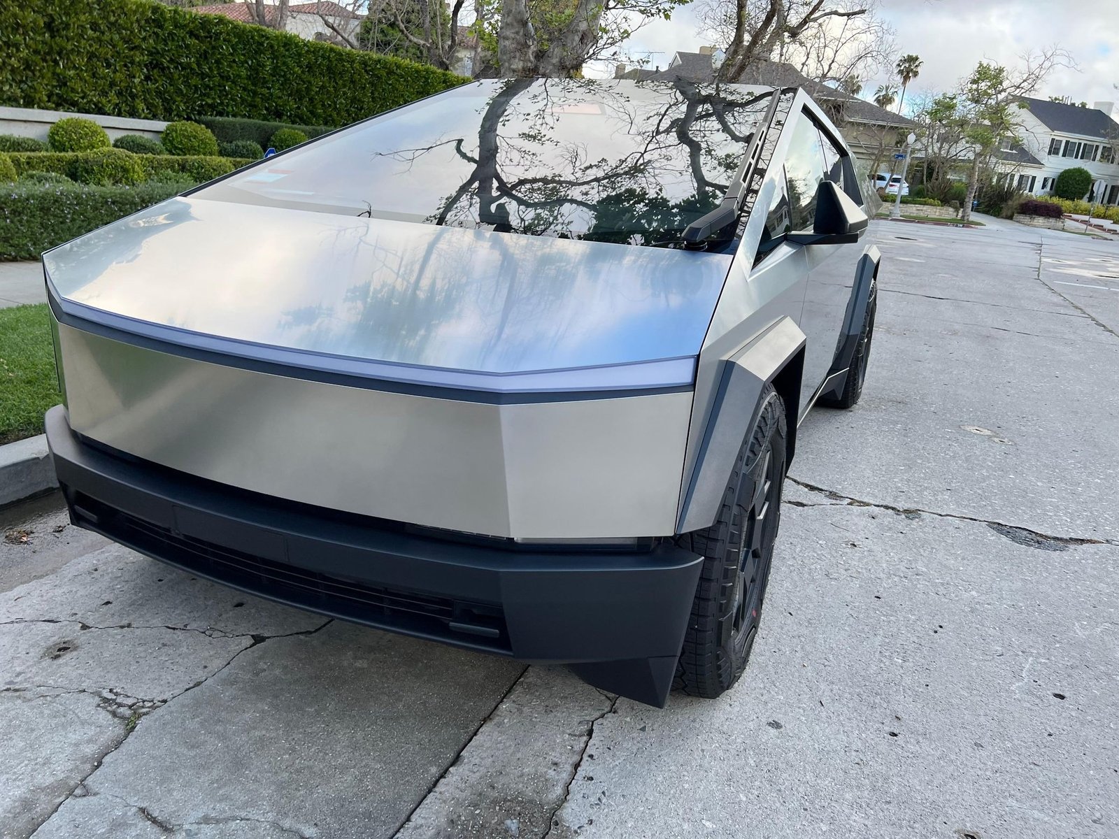 Tesla Cybertruck For Sale (90)