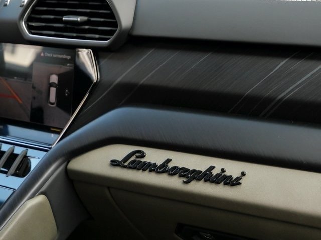 Used 2023 Lamborghini Urus S For Sale (8)